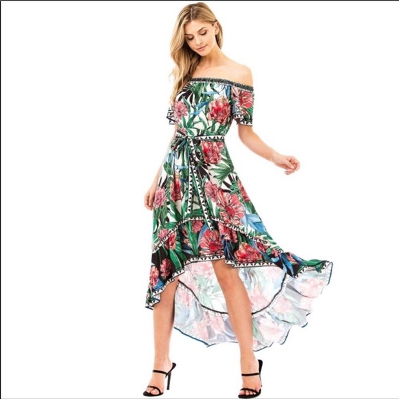 Flying Tomato Dresses & Skirts - Flying Tomato Sz M Off The Shoulder Maxi Dress
